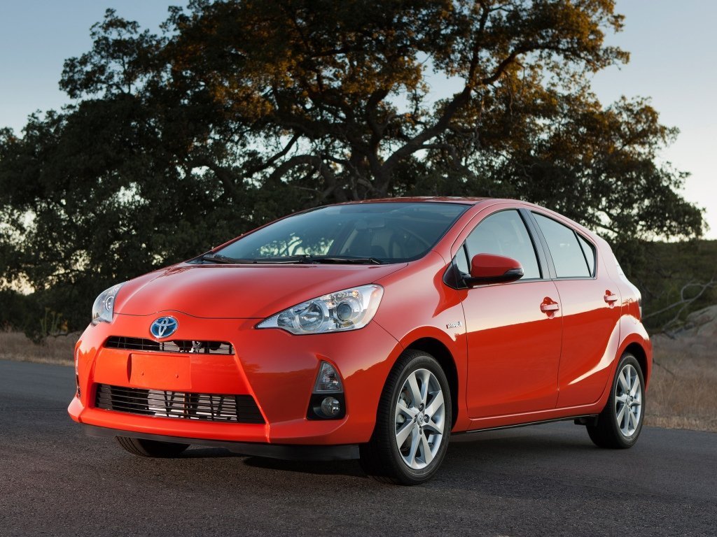 Toyota Prius c 2011 - 2015