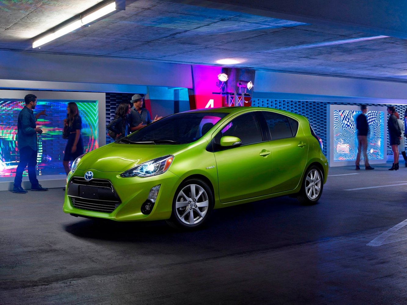 Toyota Prius c 2015 - 2016