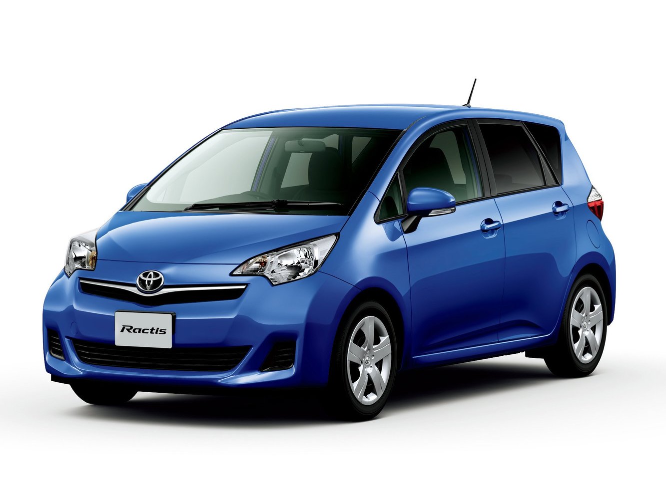 Toyota Ractis 2010 - 2016