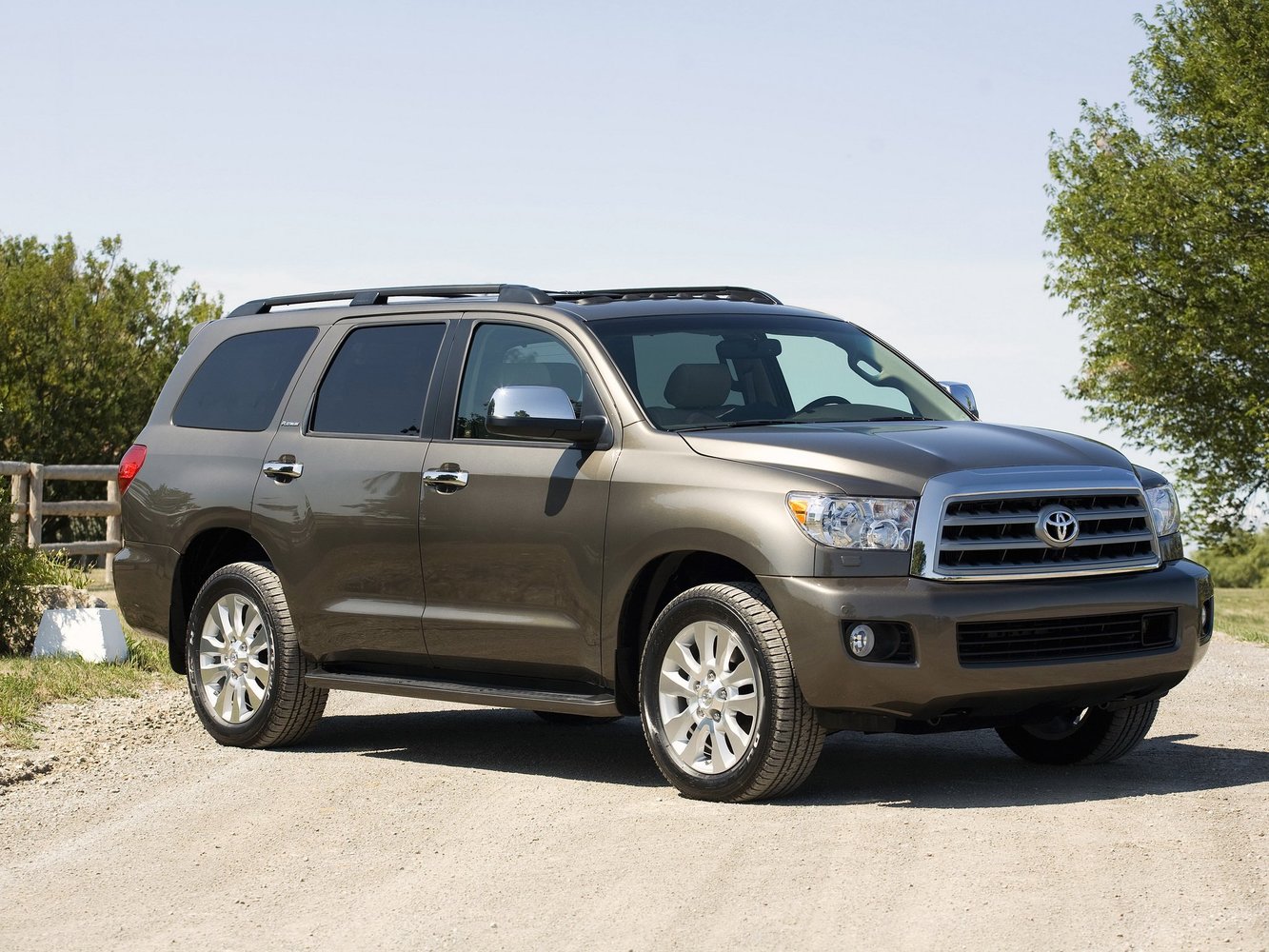 Toyota Sequoia 2008 - 2016