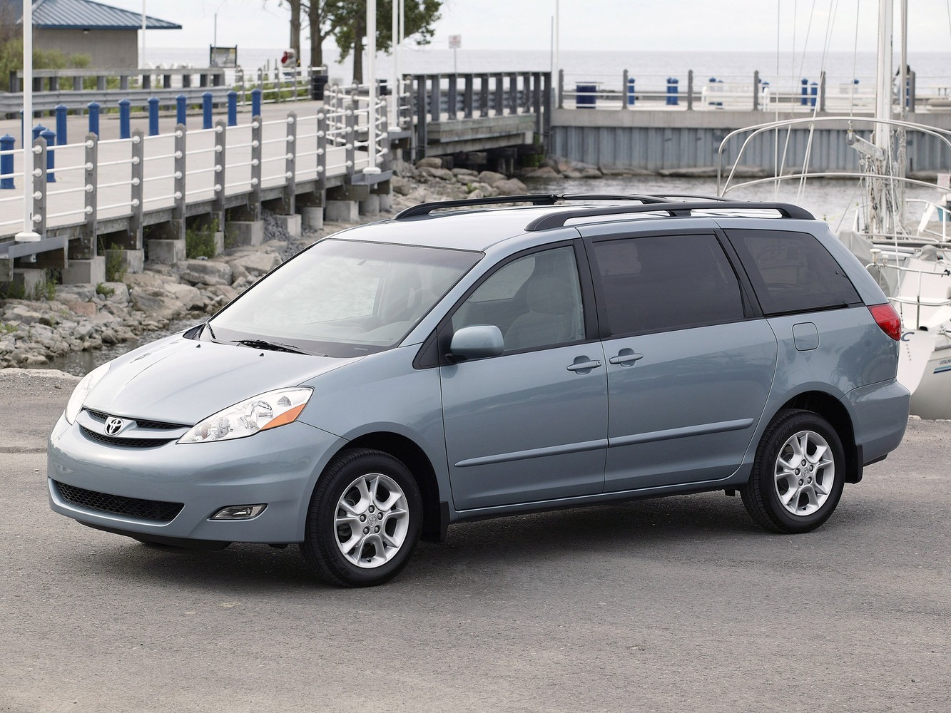 Toyota Sienna 2005 - 2010