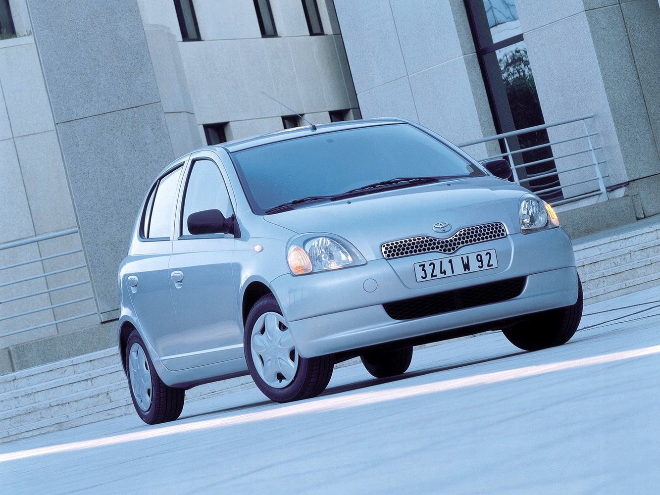 Toyota Yaris 1999 - 2003