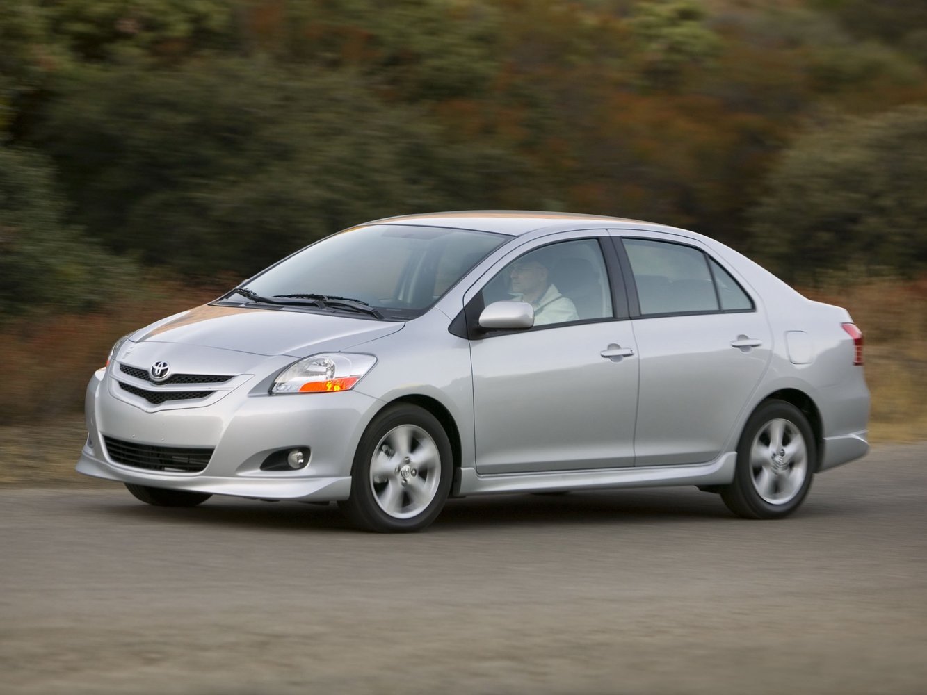 Toyota Yaris 2005 - 2009