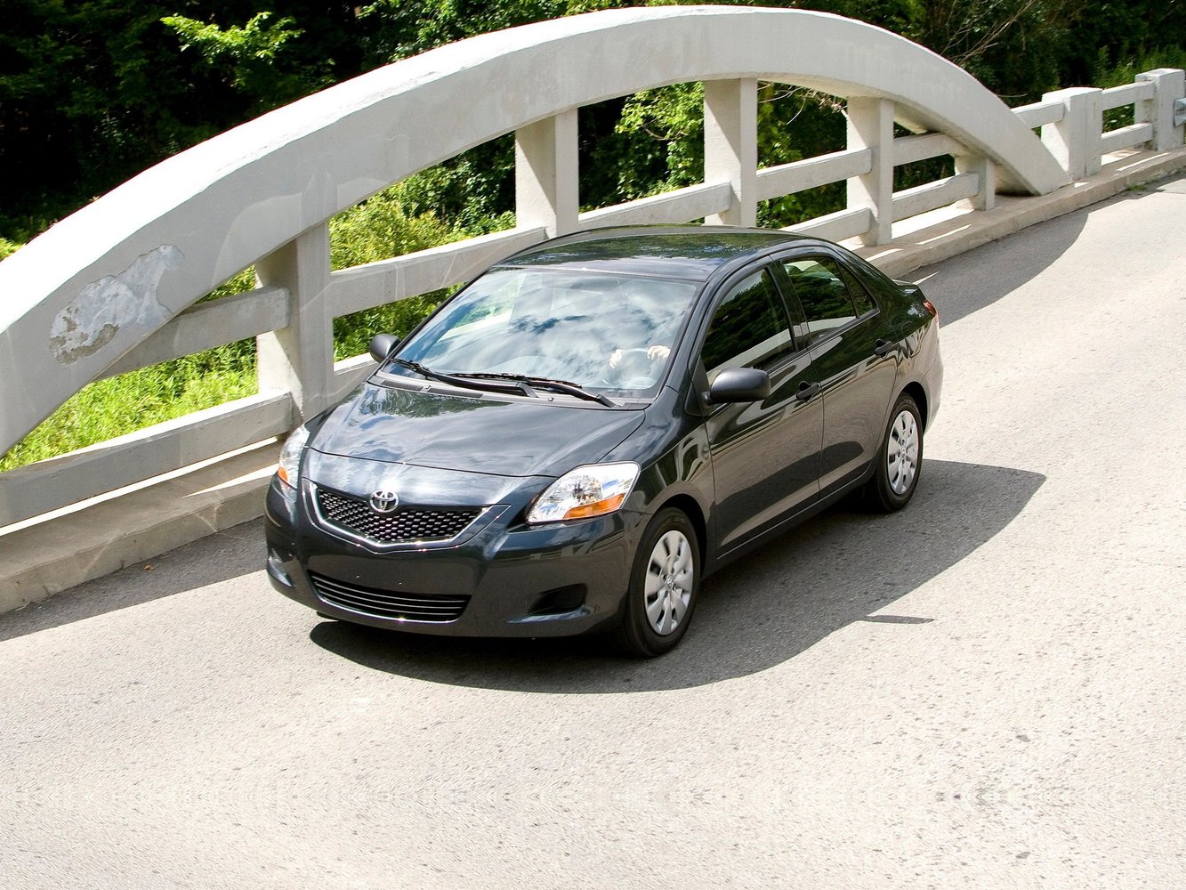 Toyota Yaris 2009 - 2011