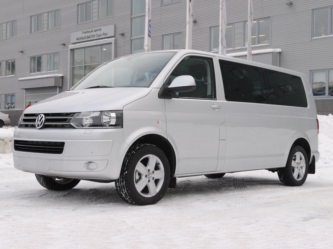 Volkswagen Caravelle 2009 - 2015