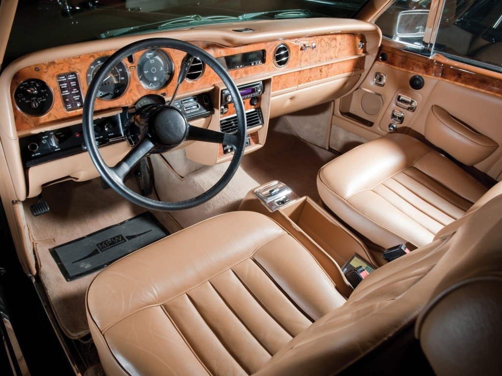 rolls_royce Rolls-Royce Corniche